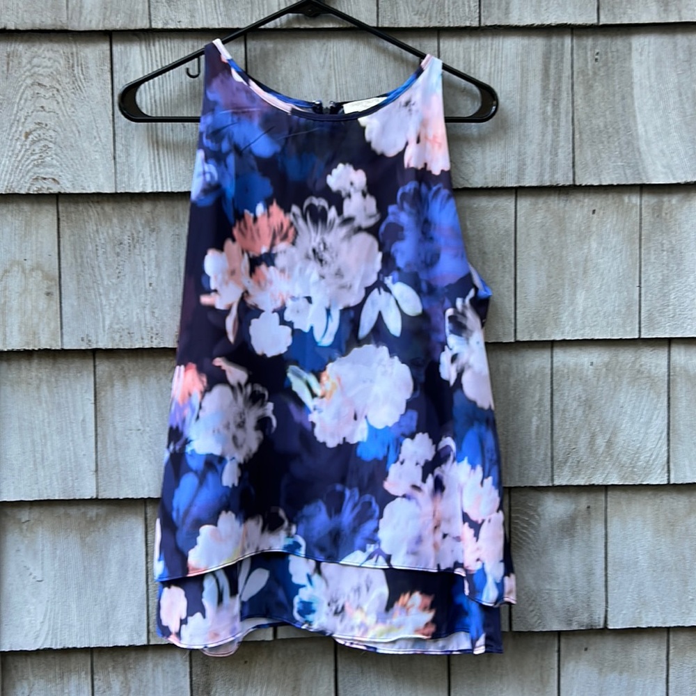 Saint Tropez West Top